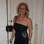 Rosella - Transsexuelle à Hotton Profil de Rosella, 23 ans, Transsexuelle à Hotton (Luxembourg)
