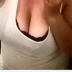 Ellyn - Transsexuelle à Morlanwelz Profil de Ellyn, 42 ans, Transsexuelle à Morlanwelz (Hainaut)